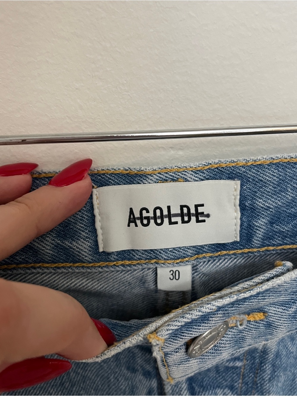 Agolde Parker Long Short in Swapmeet Size 30 NWT - Picture 5 of 7